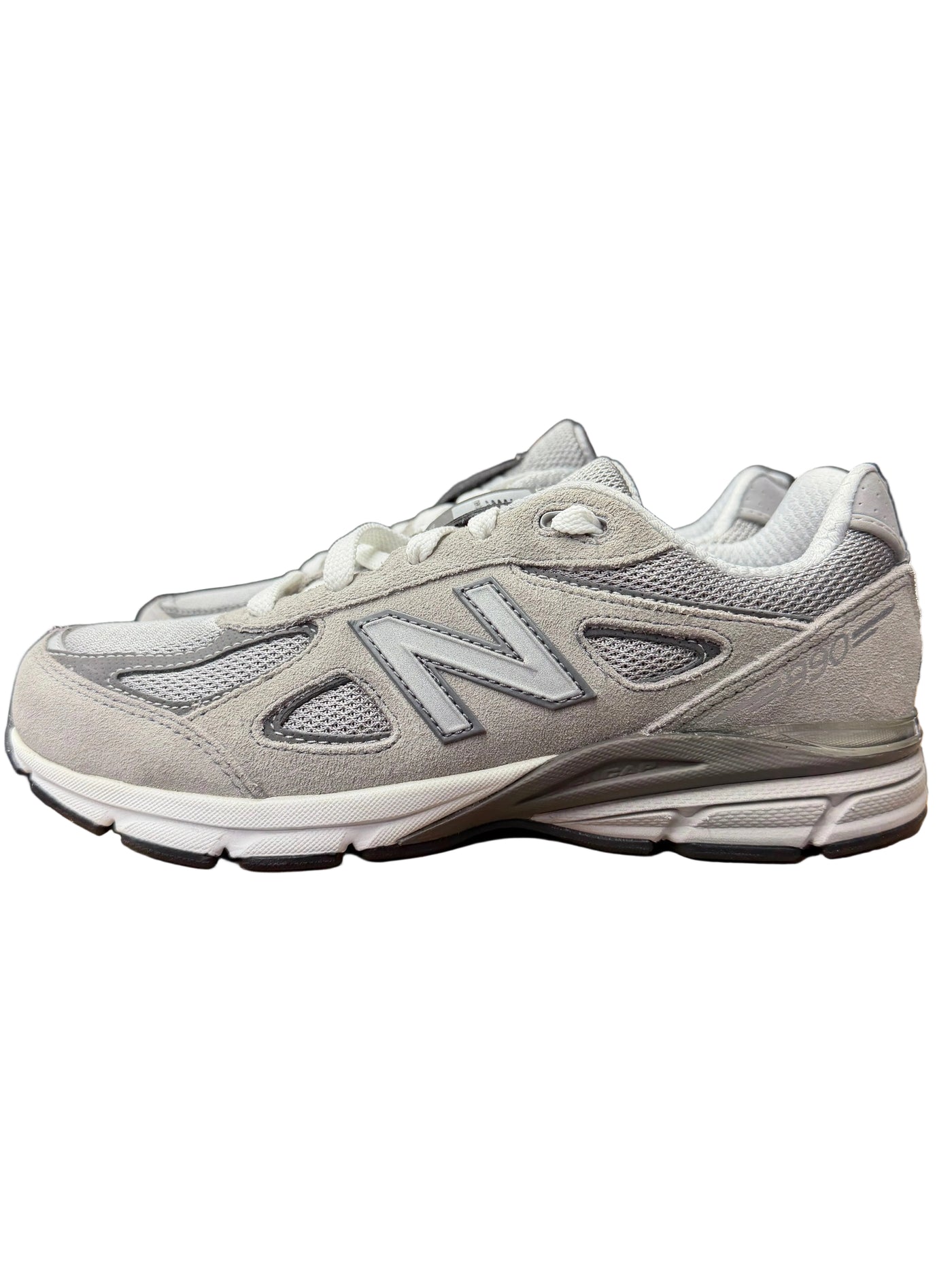 New Balance 990V4
