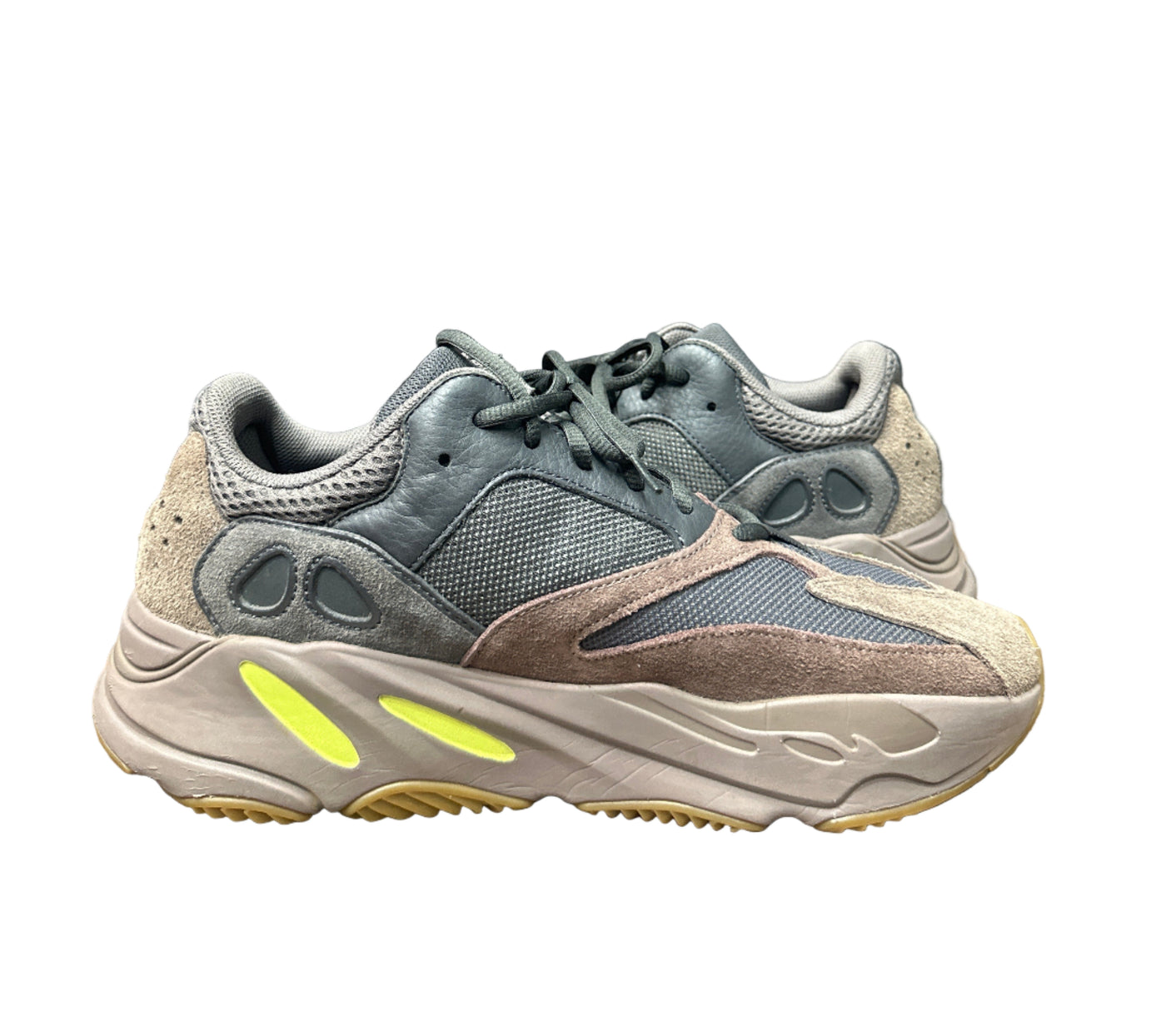 Adidas Yeezy Boost 700 Mauve