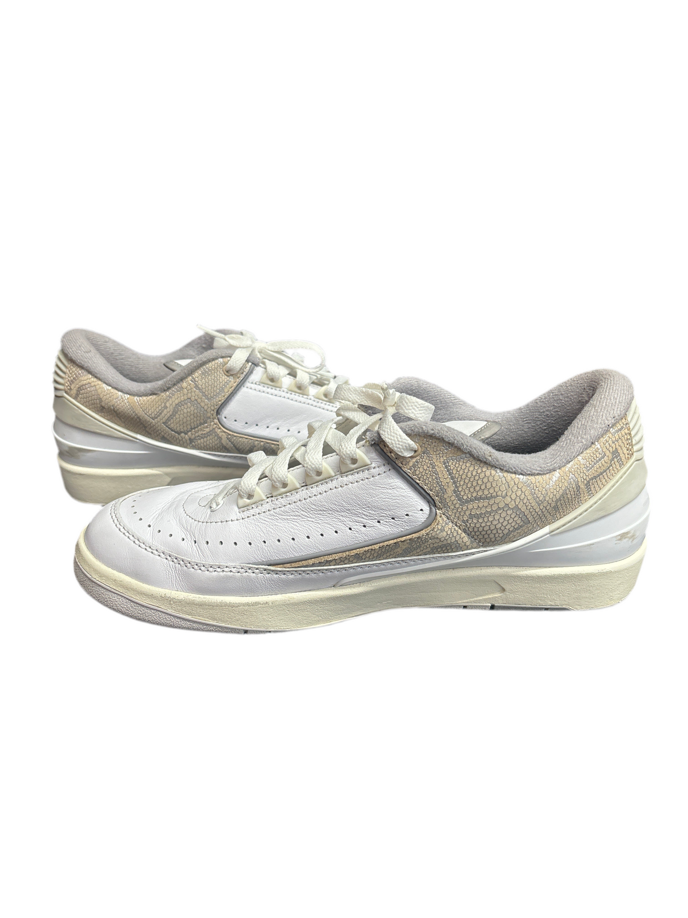 Nike Air Jordan 2 Retro Low
Python