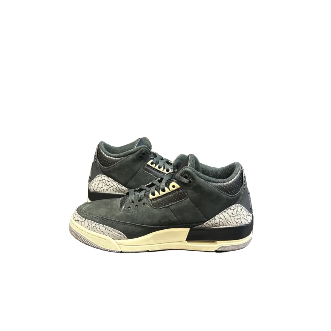 WMNS Nike Air Jordan 3 Retro Off Noir
