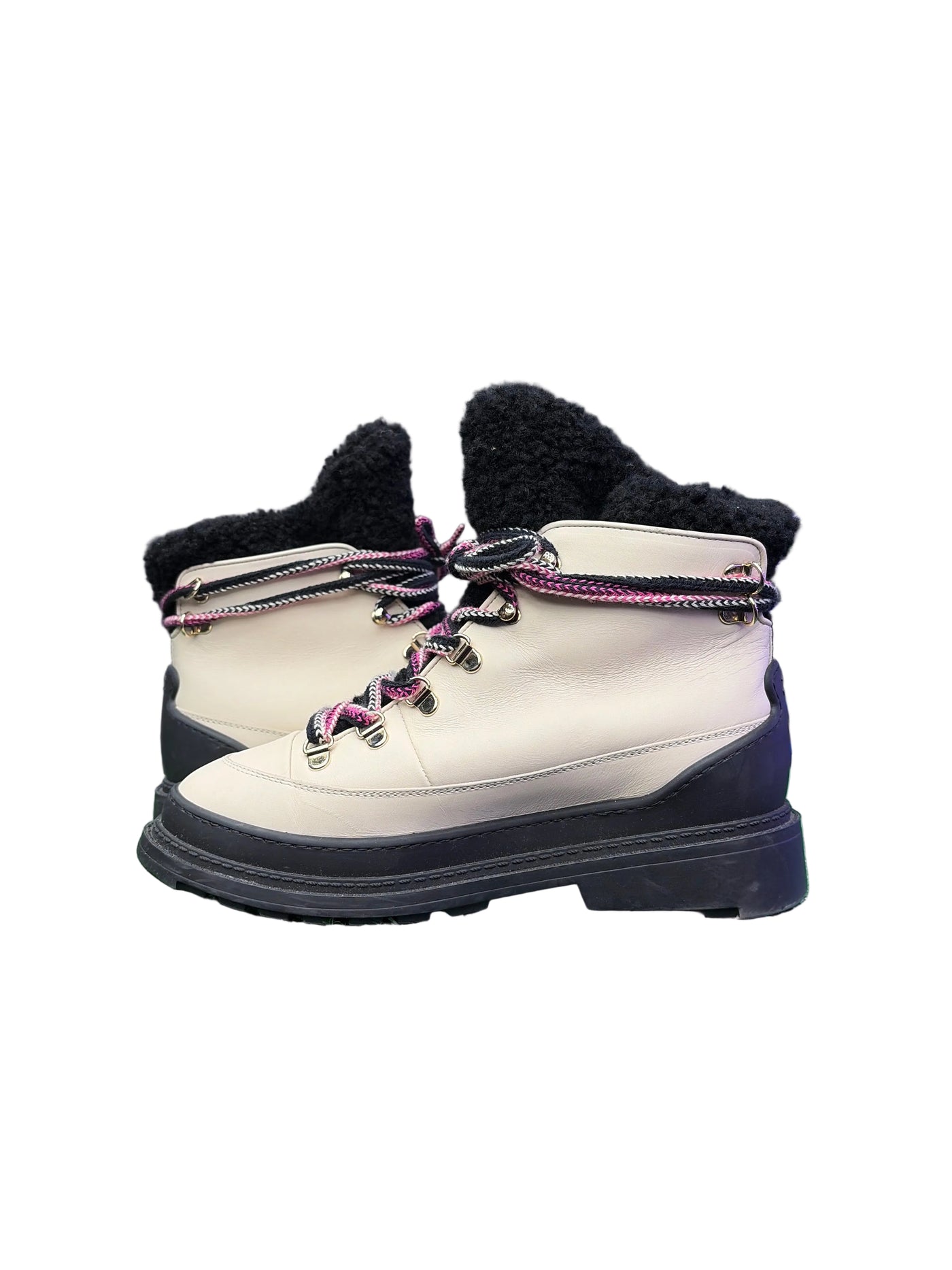 Chanel Leather Shearling CC Logo Snow Boots Beige Black