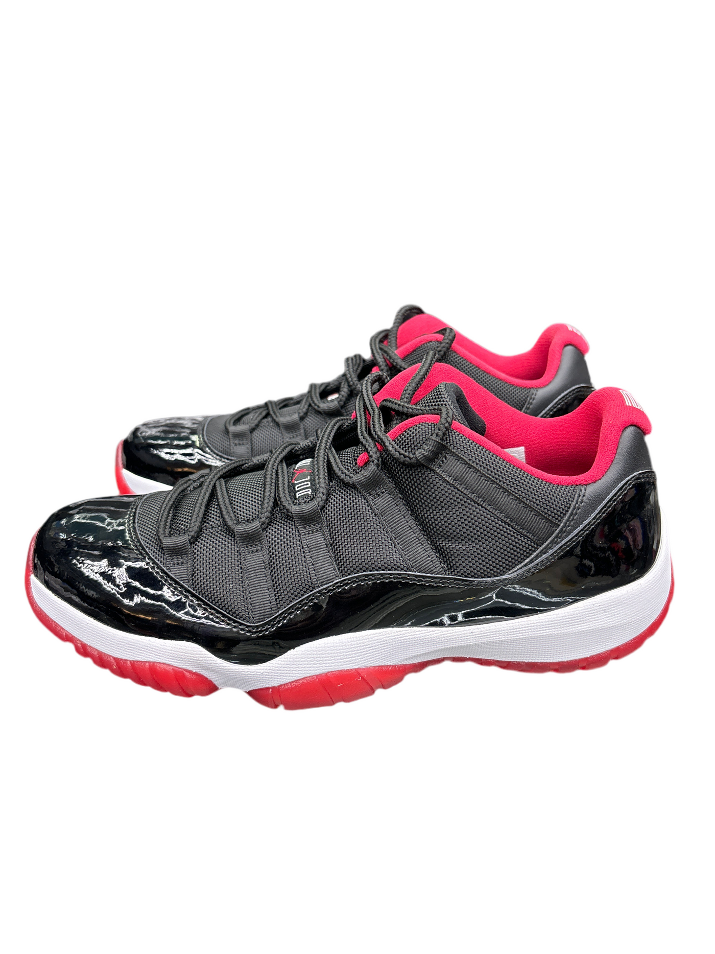 Jordan 11 Retro Low Bred
