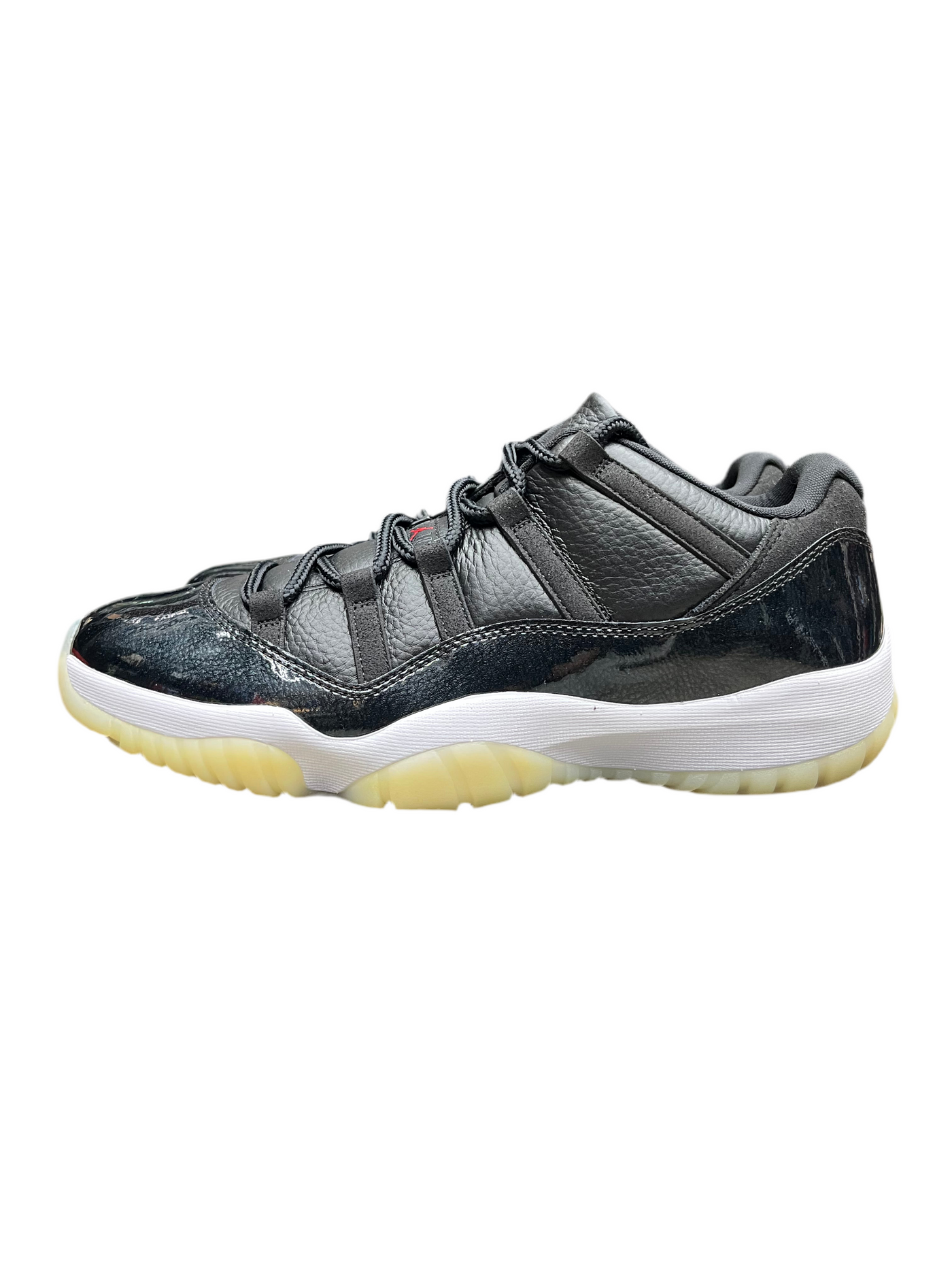 Nike Air Jordan 11 Retro Low 72-10