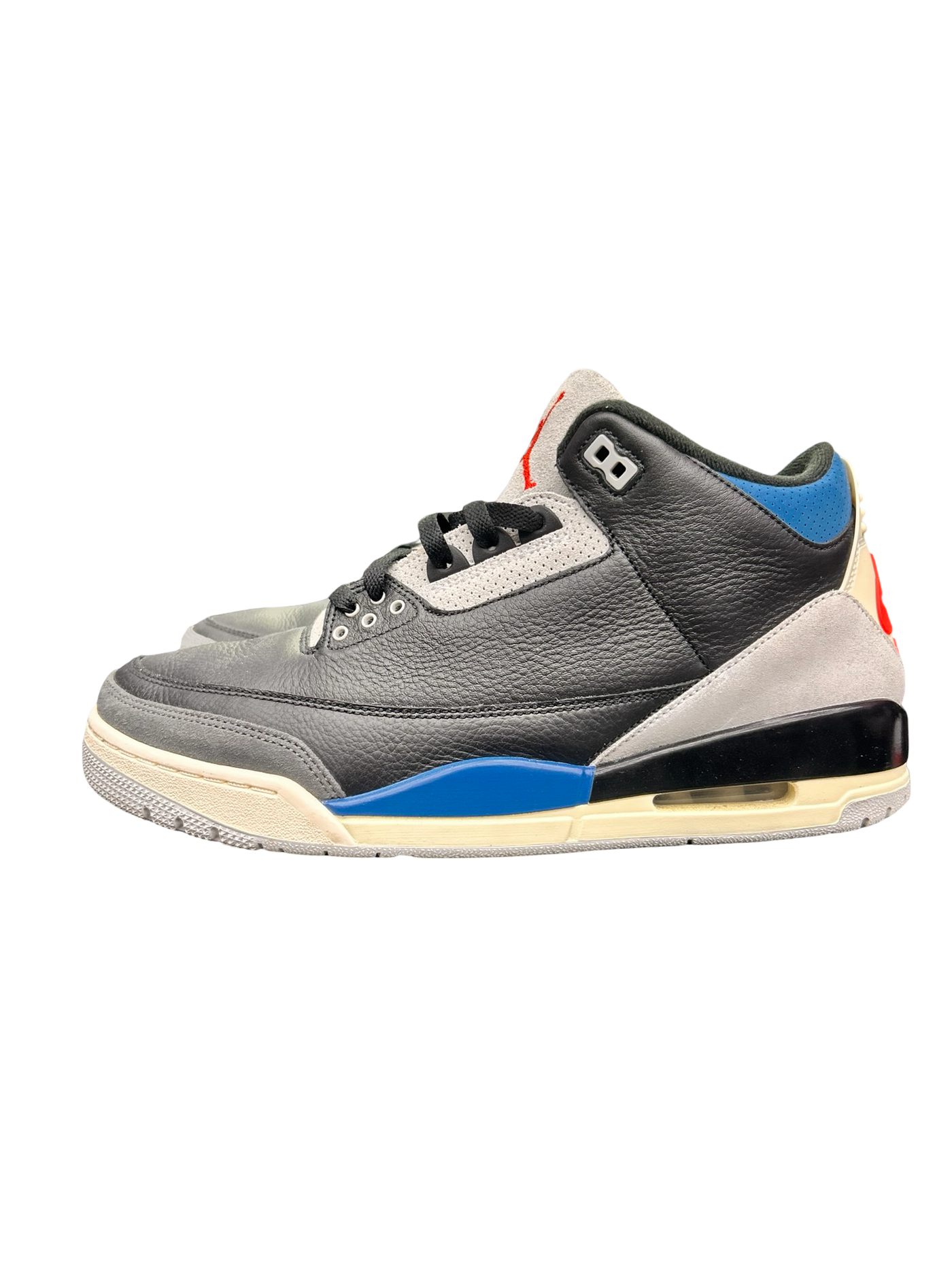 Nike Air Jordan 3 Retro OG
Rare Air