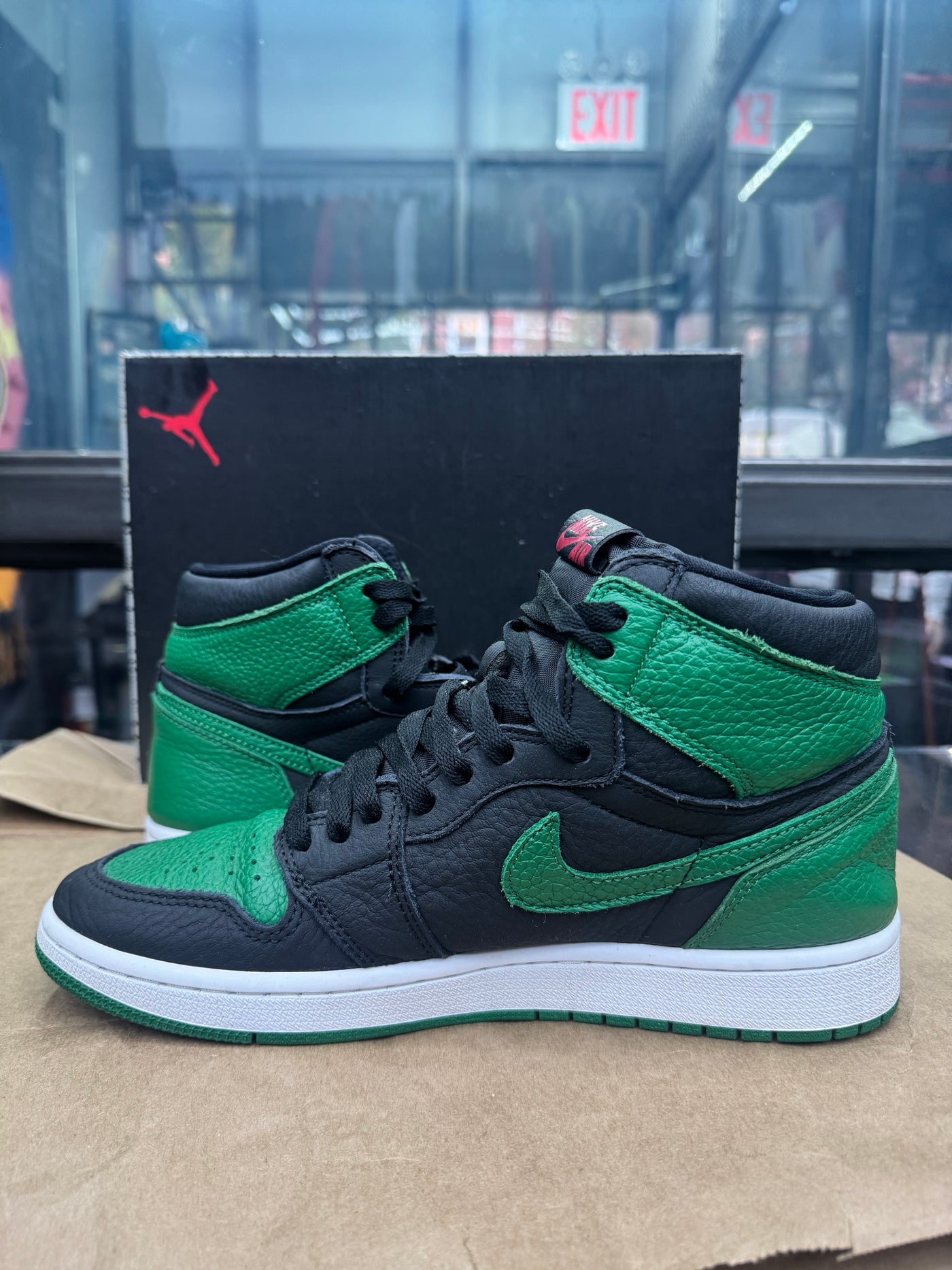 Nike Air Jordan 1 Line Green