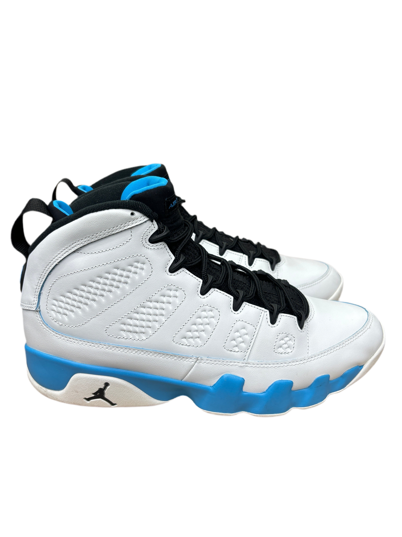 Nike Air Jordan 9 Retro
Powder Blue