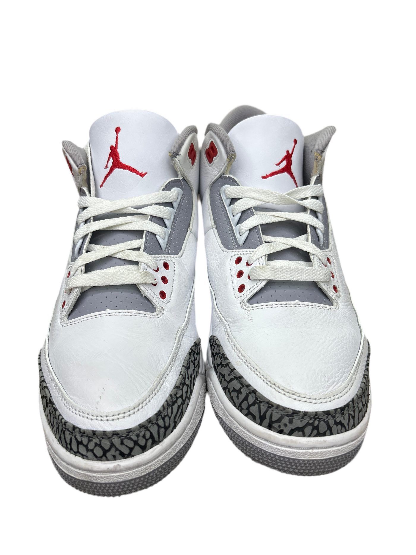 Nike Air Jordan 3 Retro
Fire Red