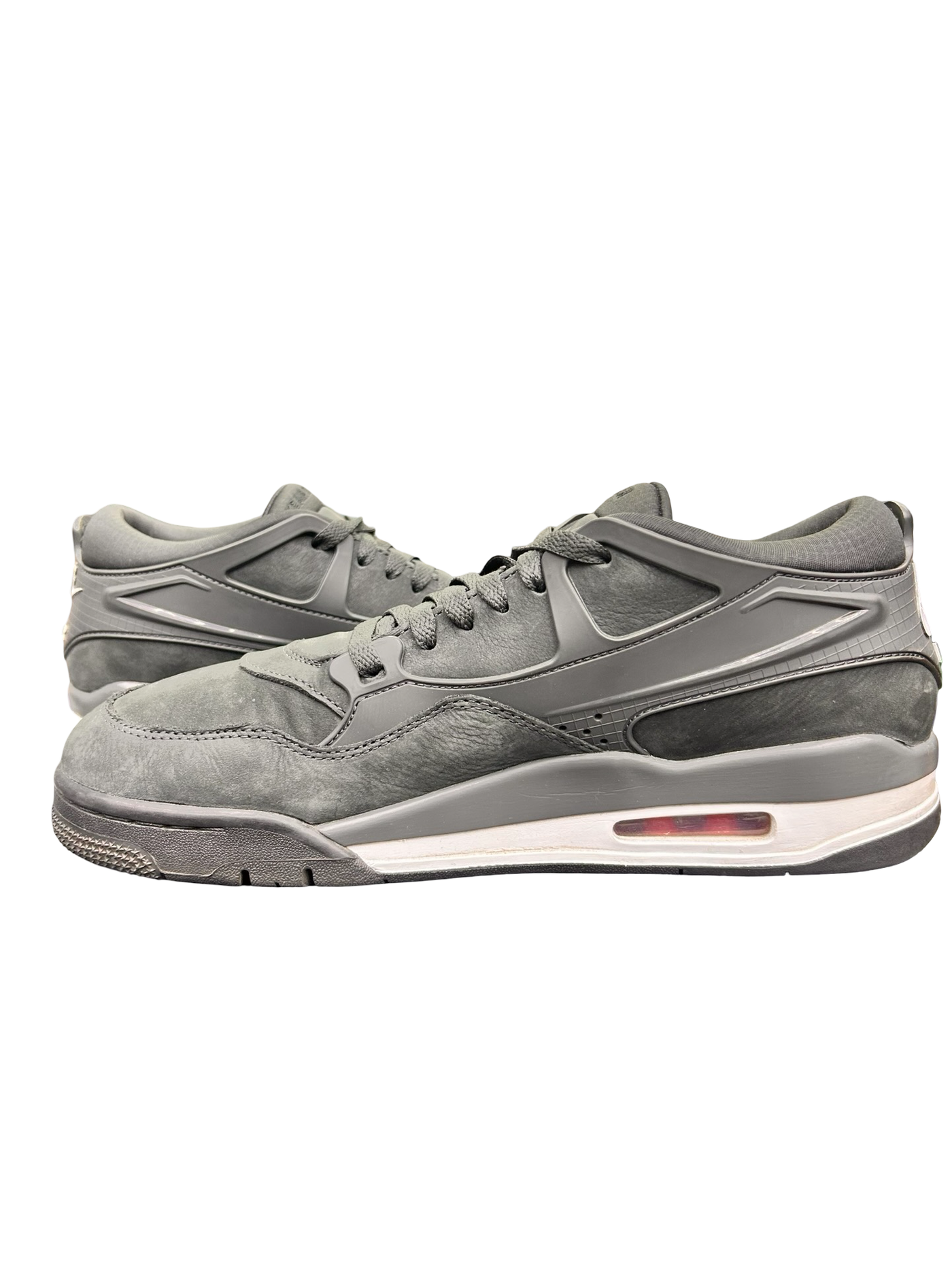 Nike Air Jordan 4 RM SP
Nigel Sylvester Driveway Grey