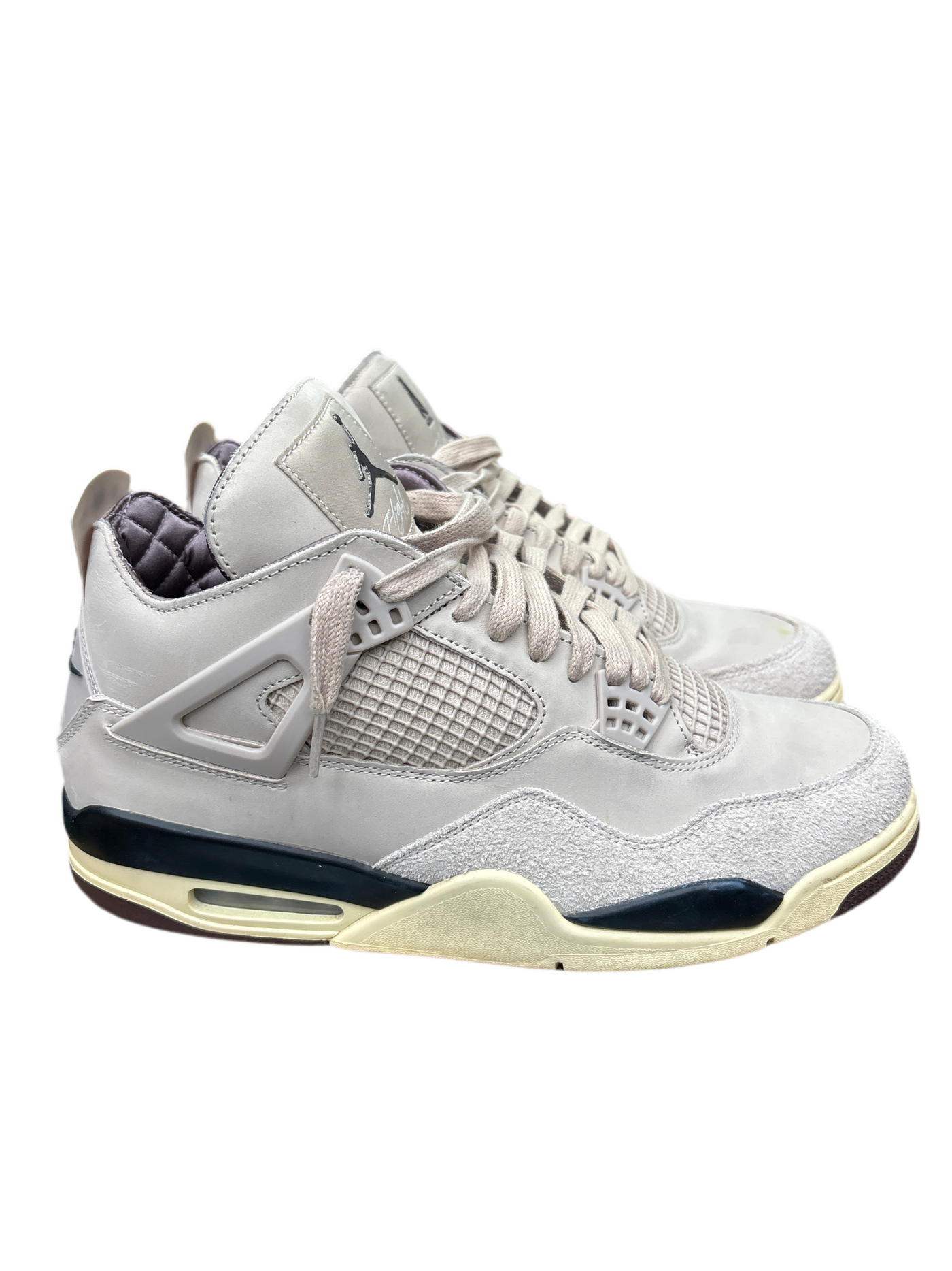 Nike Air Jordan 4 Retro OG SP
A Ma Maniére While You Were Sleeping(W)