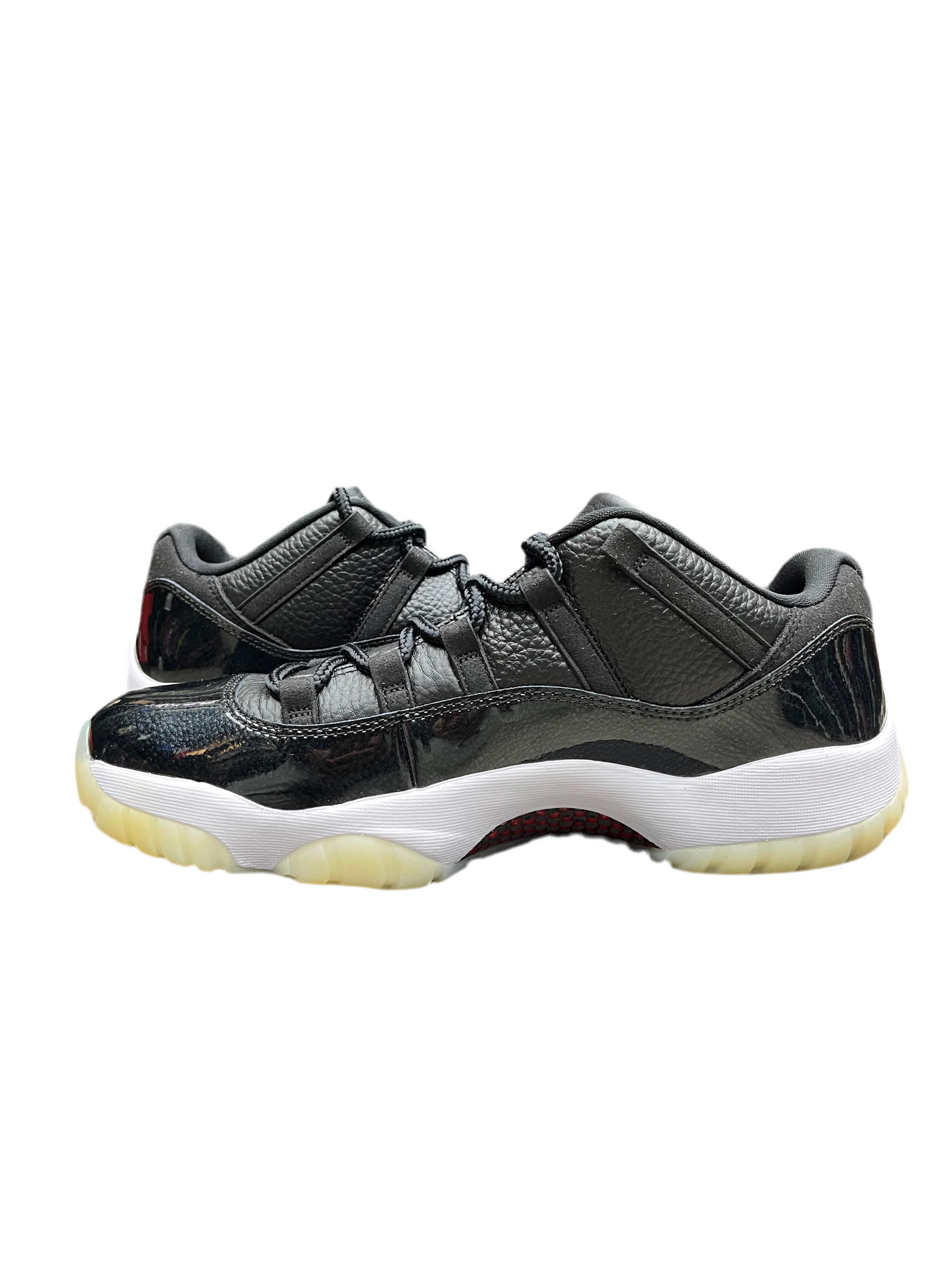 Nike Air Jordan 11 Retro Low 72-10