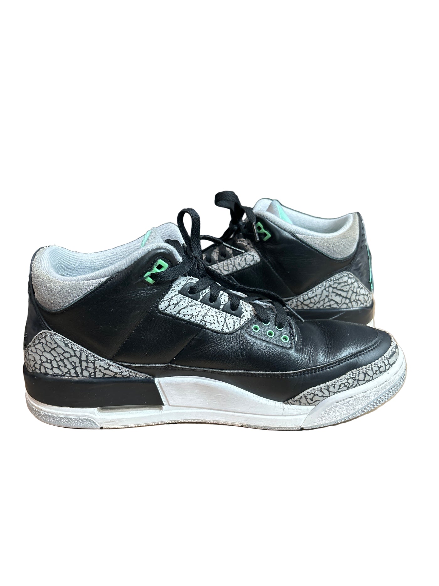 Nike Air Jordan 3 Retro Green Glow