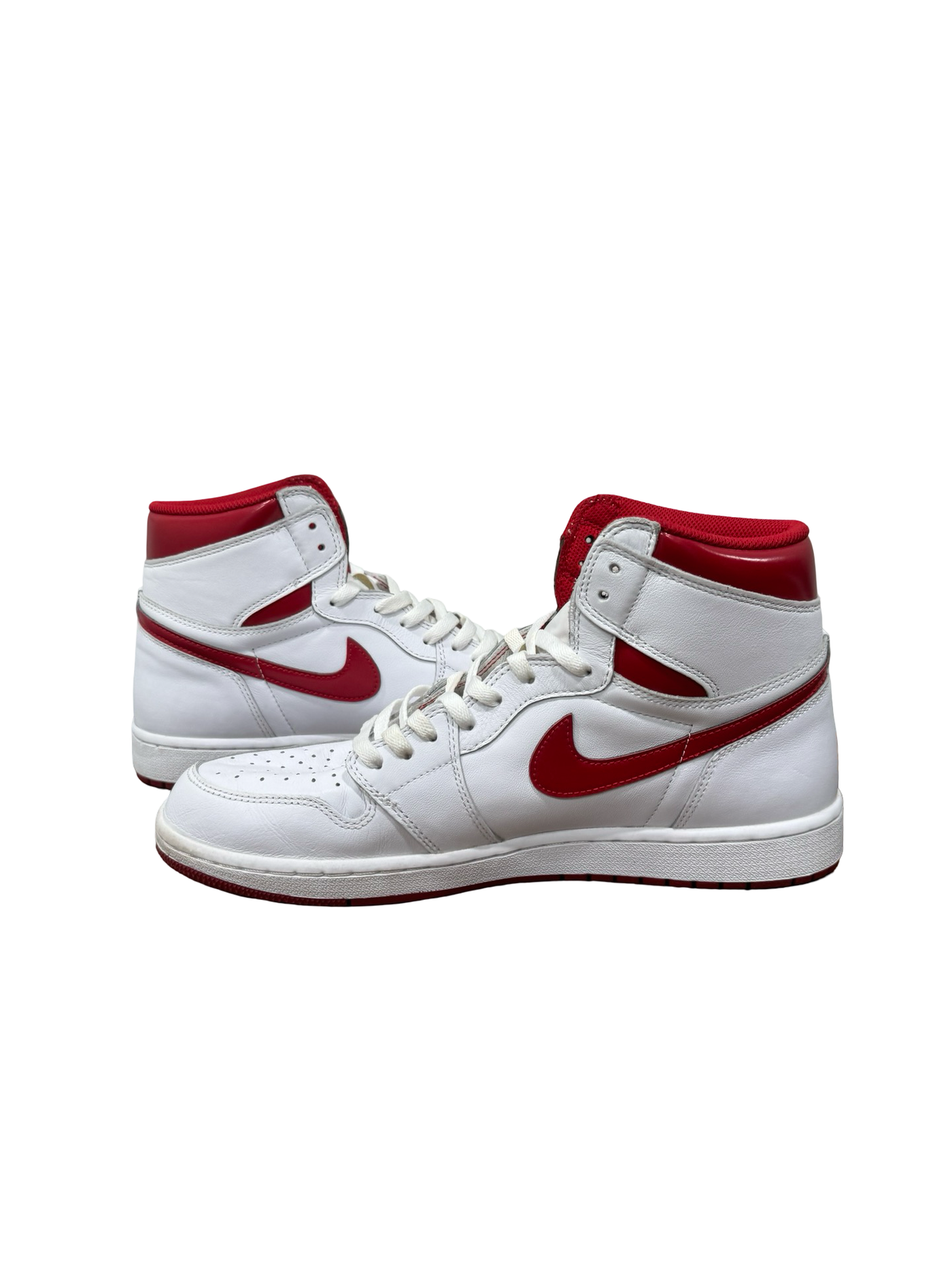 Nike Air Jordan 1 Retro High OG Metallic Red