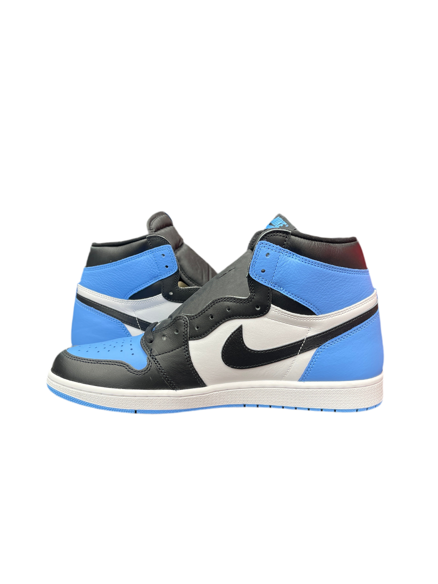 Nike Air Jordan 1 Retro High OG UNC Toe