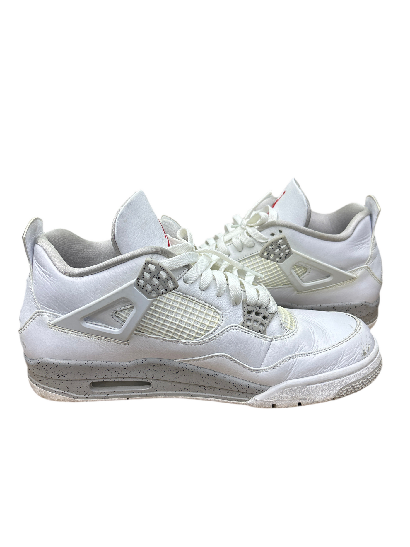 Nike Air Jordan 4 Retro
White Oreo