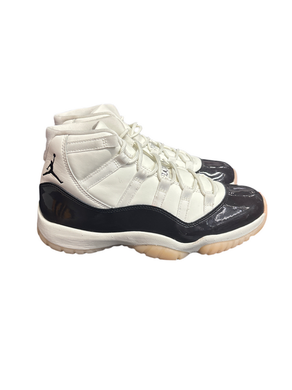 Nike Air Jordan 11 Retro Neapolitan (W)