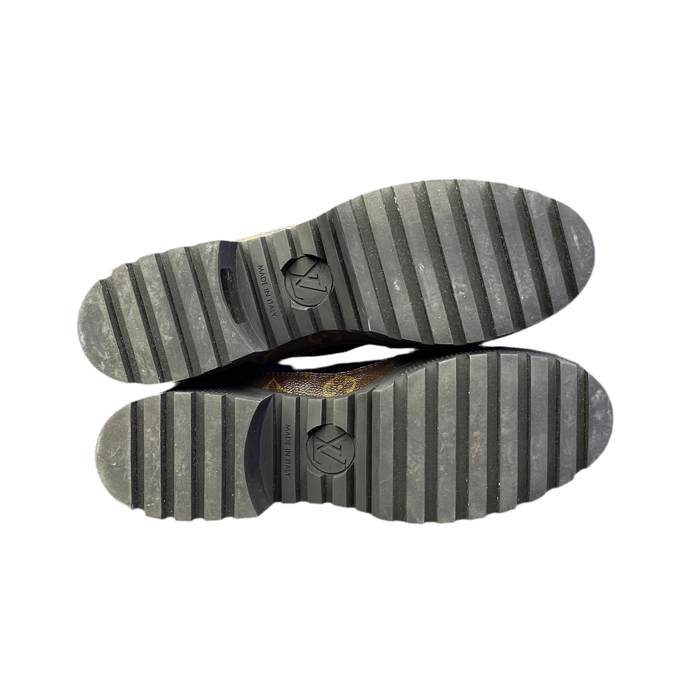 LV Laureate Platform Desert Boot Black Brown