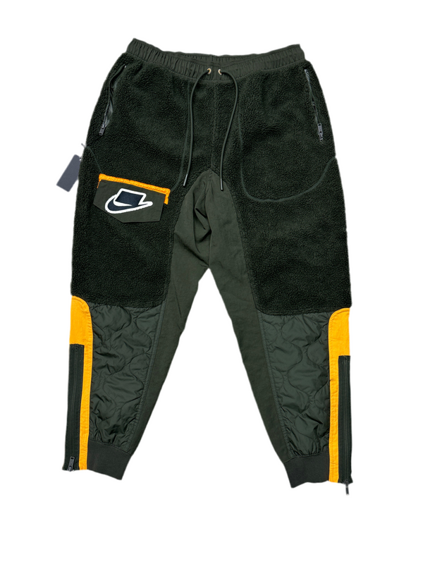 Nike Pants Sherpa Fleece Nylon
Quilted Joggers Green