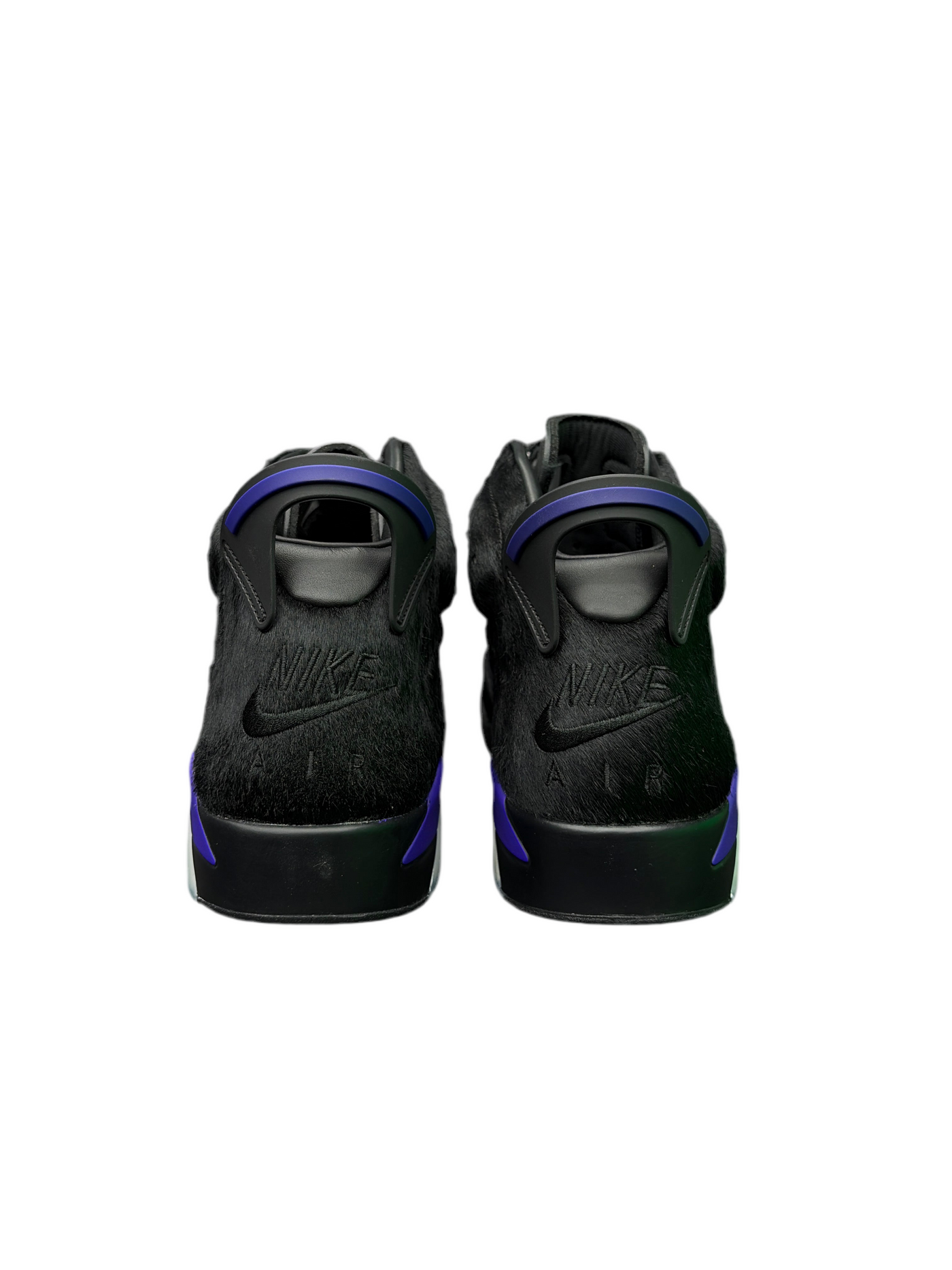 Nike Air Jordan 8 Retro Social Status