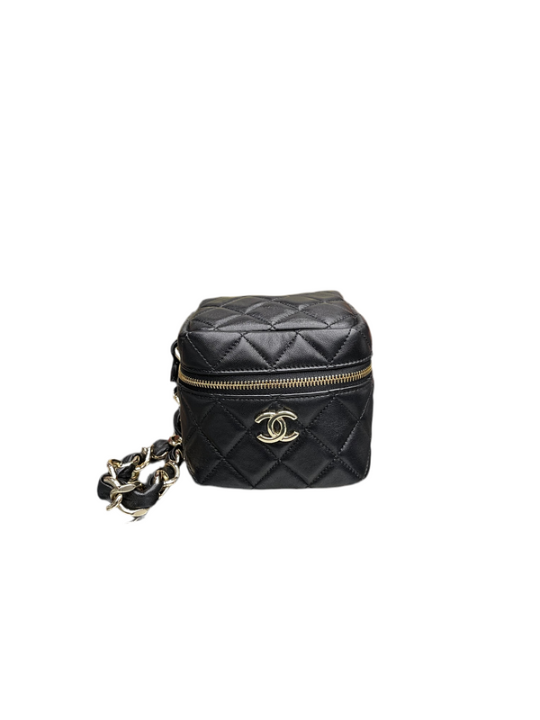 Chanel Quilted Leather Cube Clutch with Chain Black