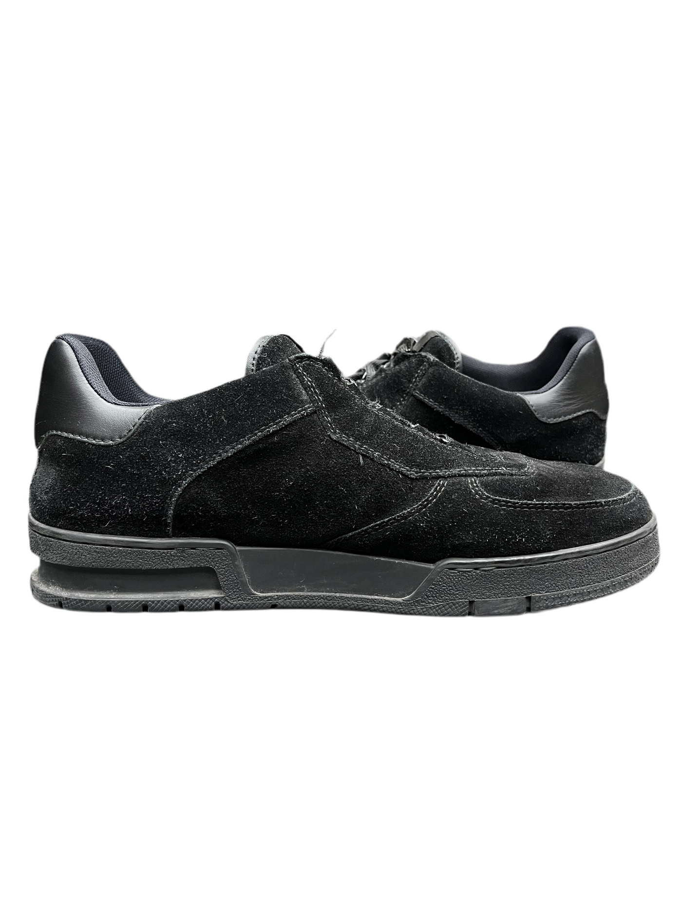 LV Trainer Low Black Suede
