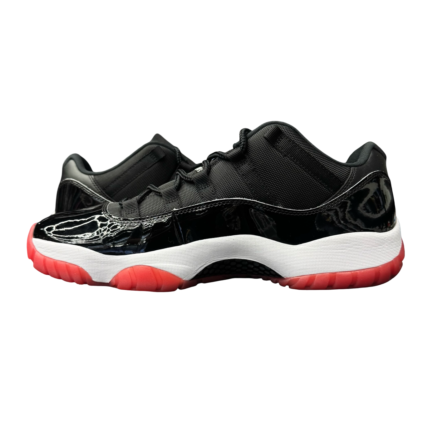 Nike Air Jordan 11 Retro Low Bred