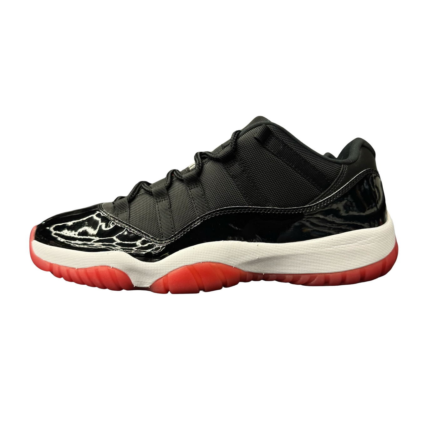 Nike Air Jordan 11 Retro Low Bred