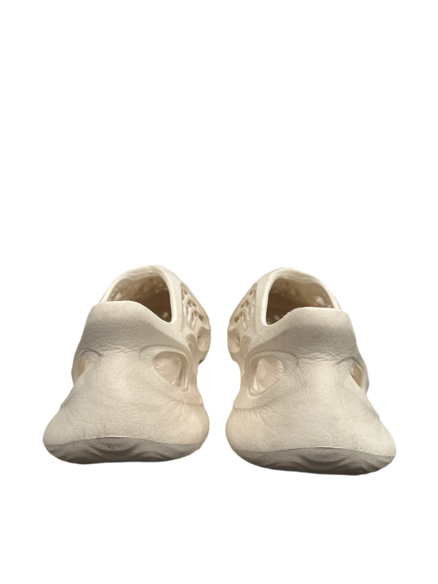 Yeezy FoamRnR Sand