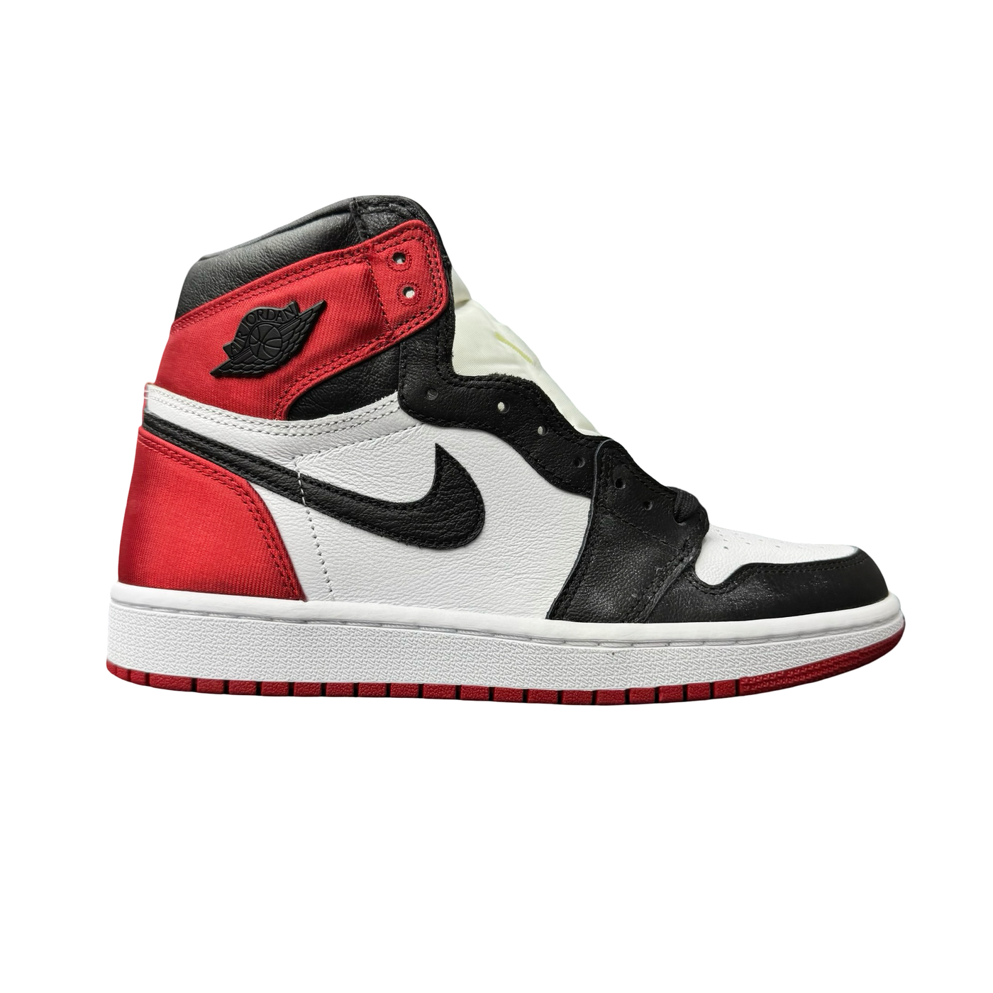 WMNS Nike Air Jordan 1 Retro High Satin Black Toe