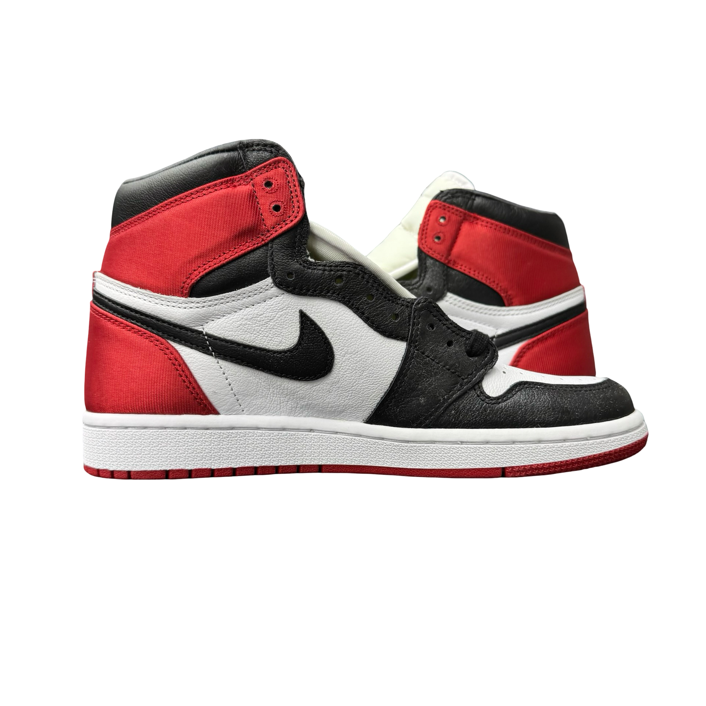 WMNS Nike Air Jordan 1 Retro High Satin Black Toe