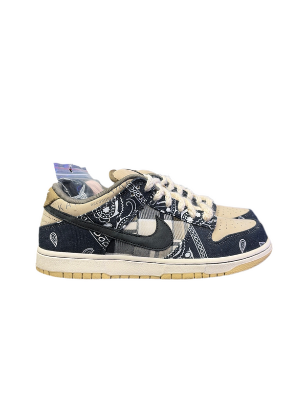 Nike SB Dunk Low x Travis Scott
