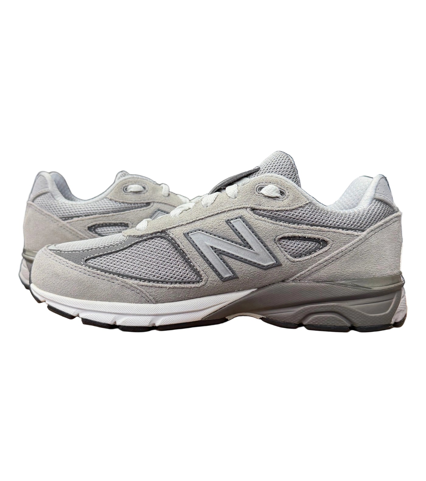 New Balance 990V4