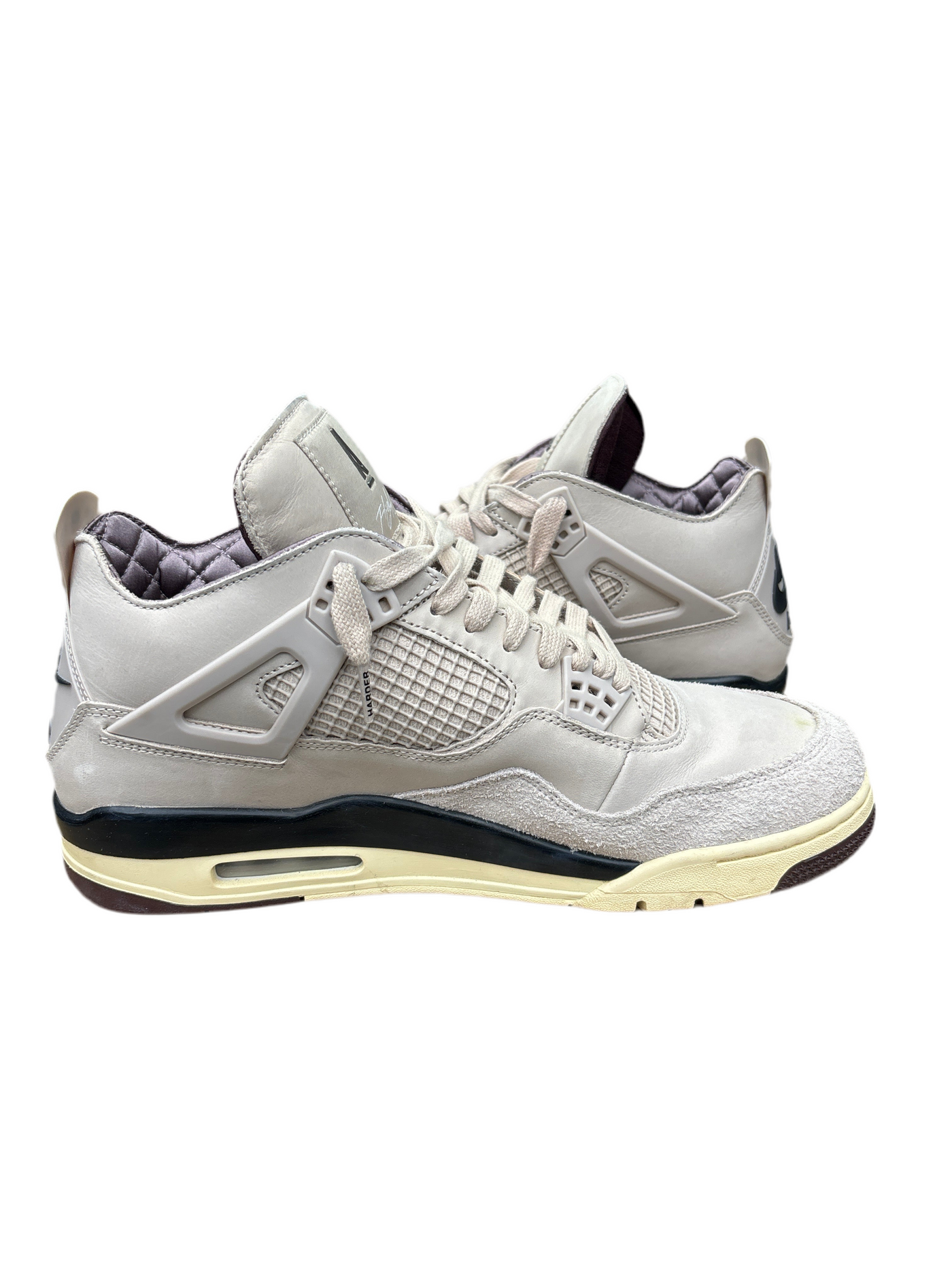 Nike Air Jordan 4 Retro OG SP
A Ma Maniére While You Were Sleeping(W)