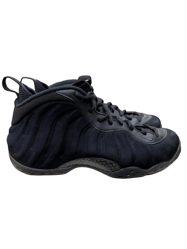 Nike Air Foamposite One Black Suede
