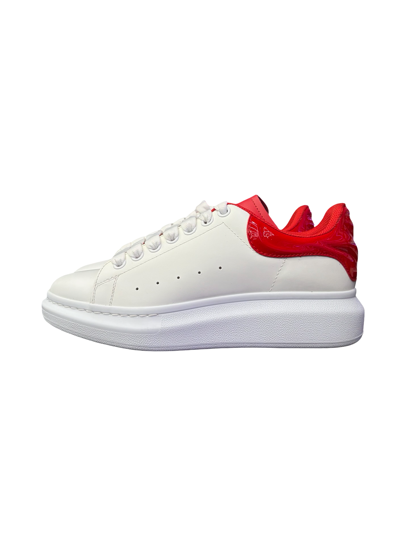 Alexander McQueens Oversized Larry Patent Leather Sneaker White Red