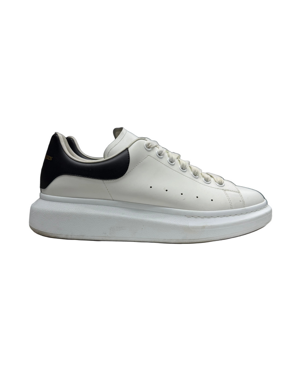 Alexander McQueen Oversized White Black