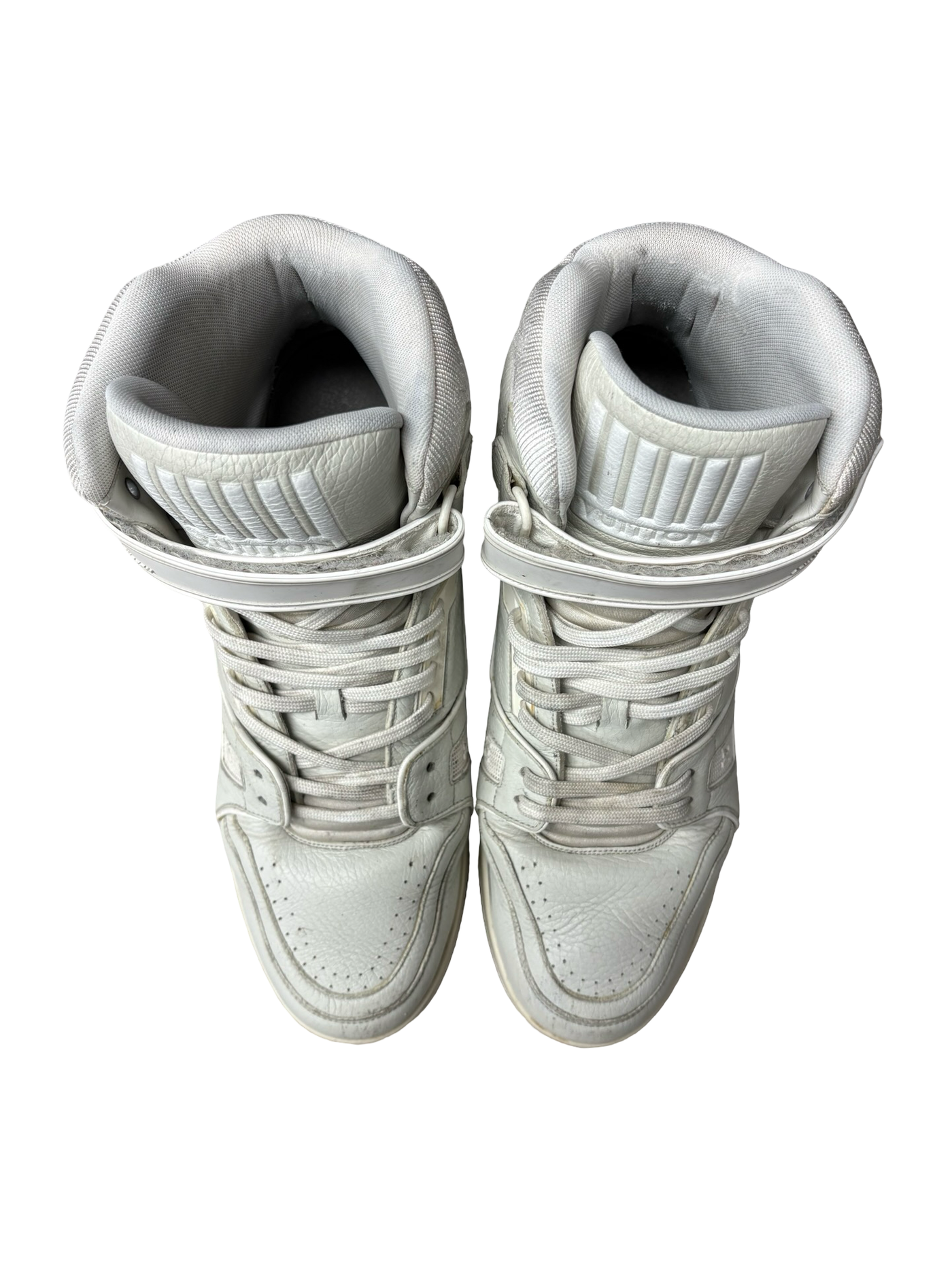 Louis Vuitton LV Trainer 408 Sneakers Cream