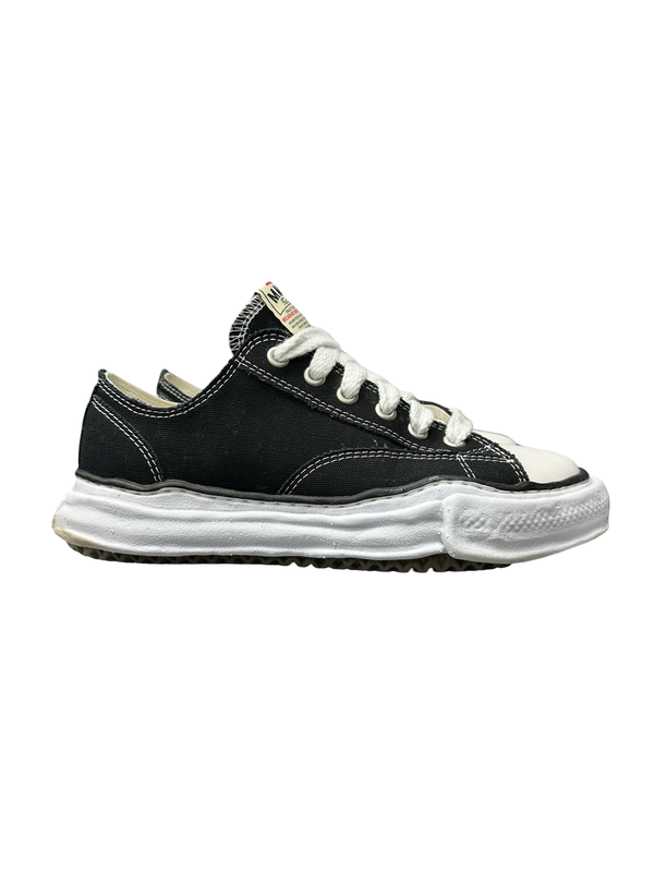 Maison Mihara Yasuhiro Peterson Black