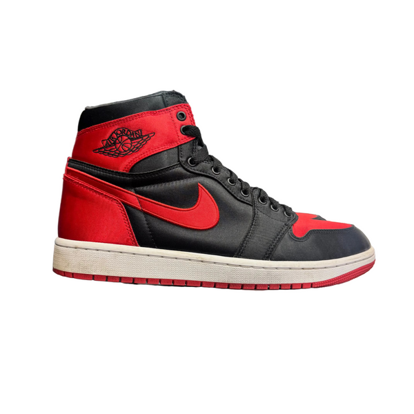 WMNS Nike Air Jordan 1 Retro High OG Satin Bred