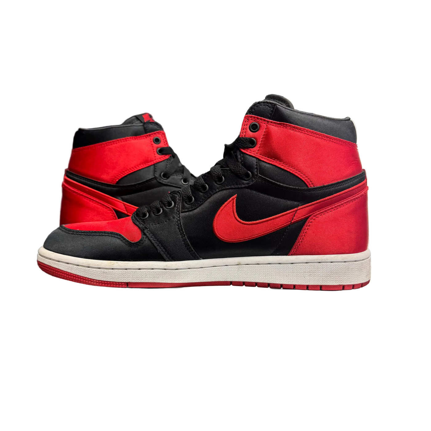 WMNS Nike Air Jordan 1 Retro High OG Satin Bred