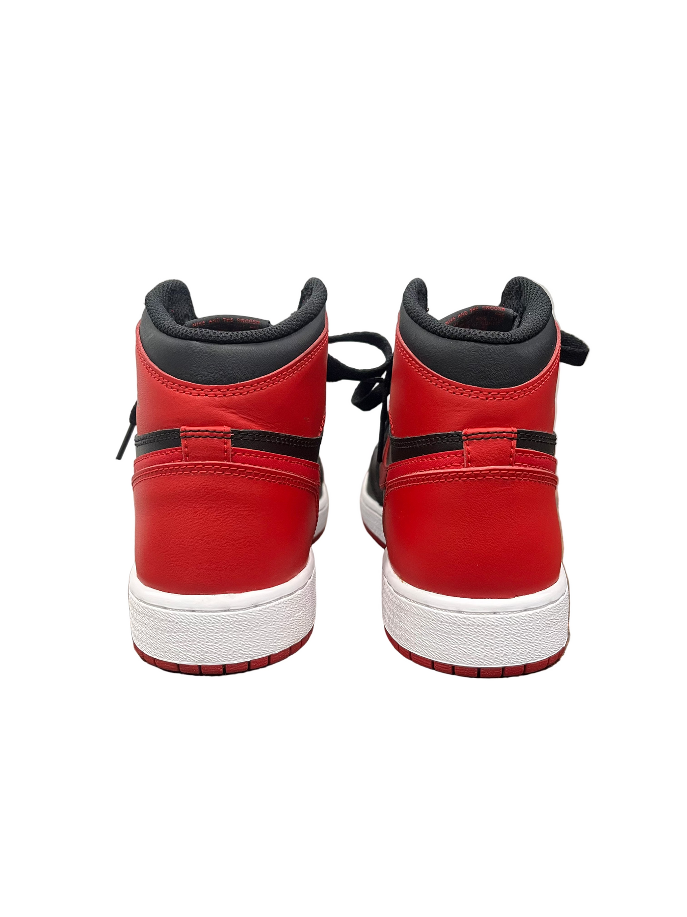 Nike Air Jordan 1 Retro Bred Banned (2016)