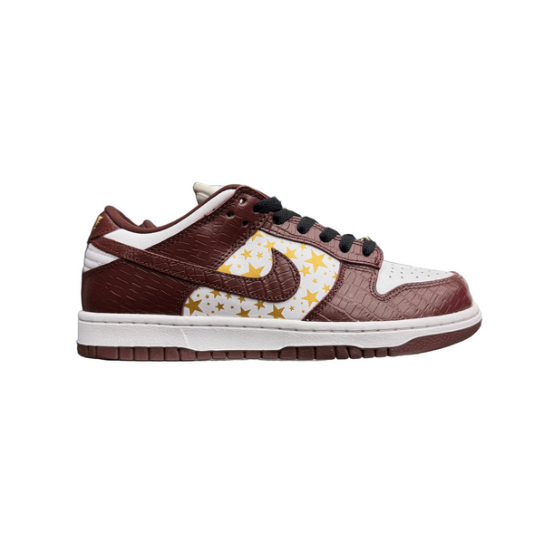 Nike SB Dunk Low x Supreme Stars Barkroot Brown