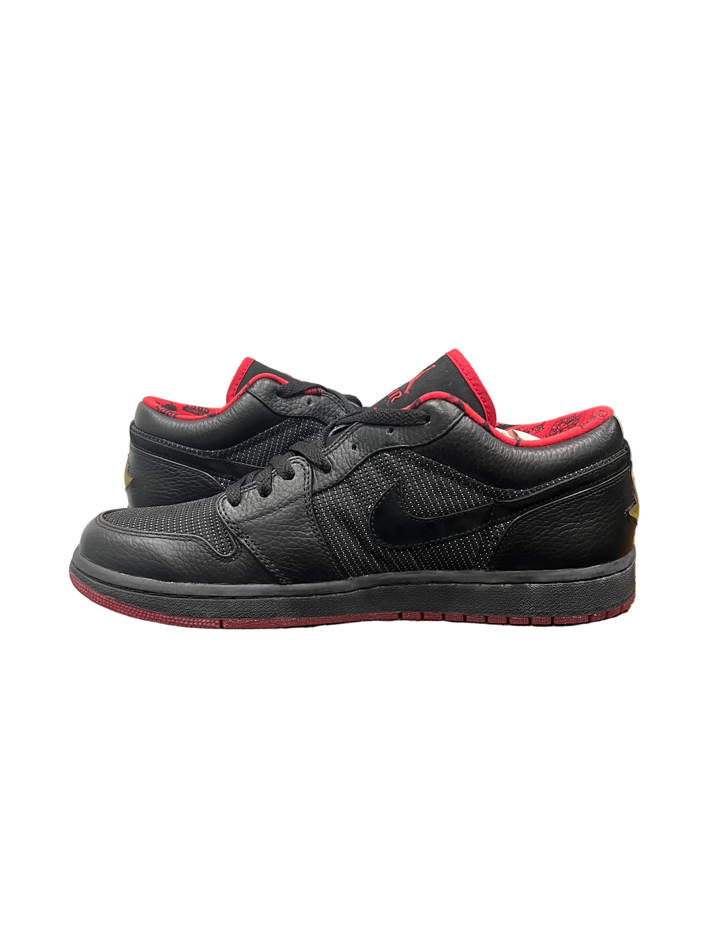 Jordan 1 Retro Low Black Metallic Silver Varsity Red