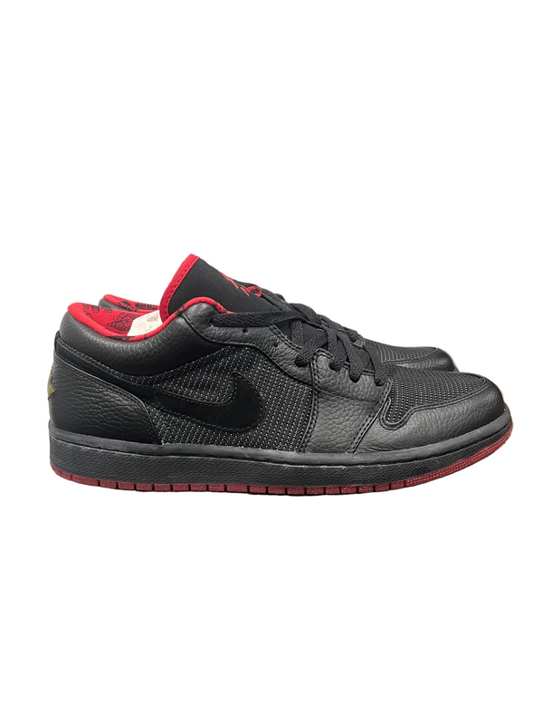 Jordan 1 Retro Low Black Metallic Silver Varsity Red