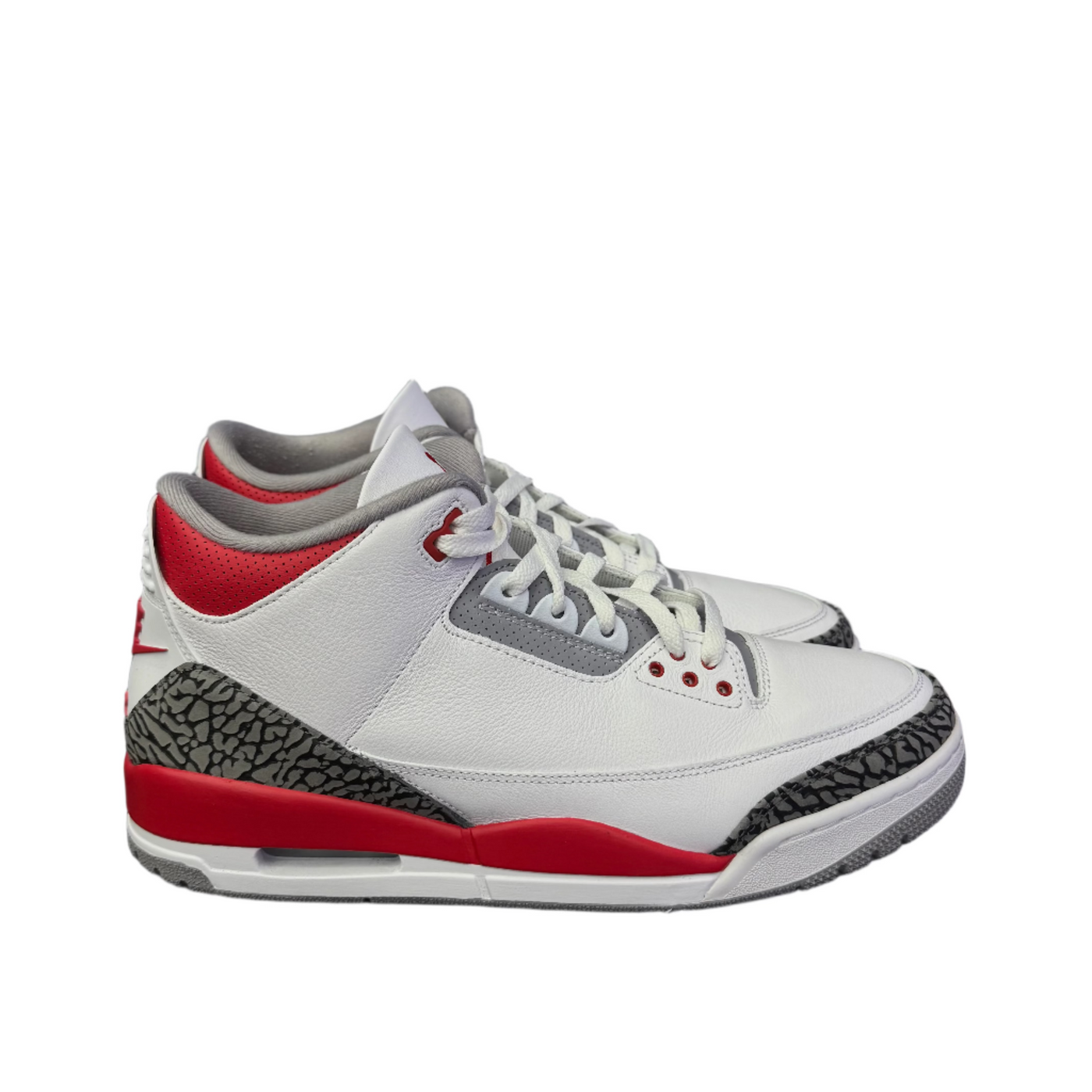 Nike Air Jordan 3 Retro Fire Red