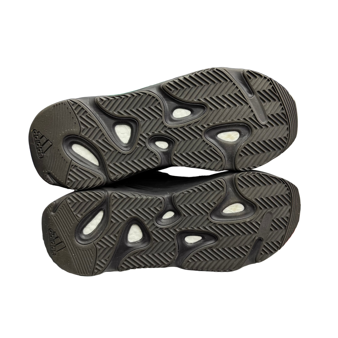 Adidas Yeezy Boost 700 V2 Vanta