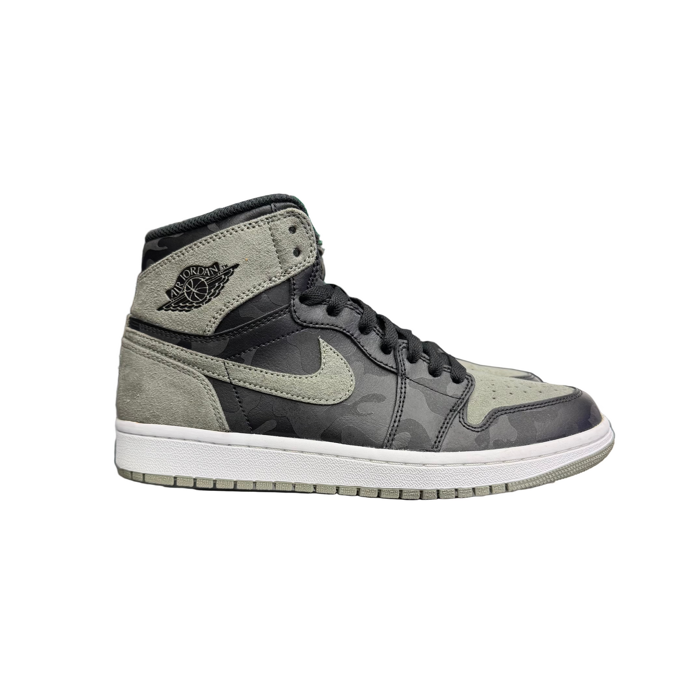 Nike Air Jordan 1 Retro High Camo 3M Shadow