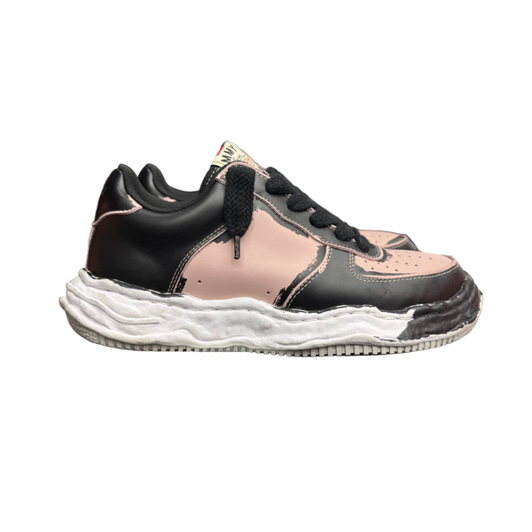 MMY Wayne OG Sole Printed Leather Low Sneaker Black Pink