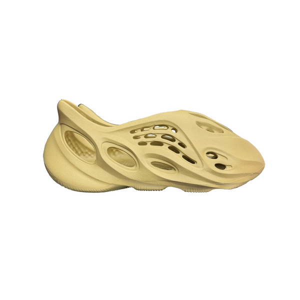 Adidas Yeezy Foam RNNR Sulfur