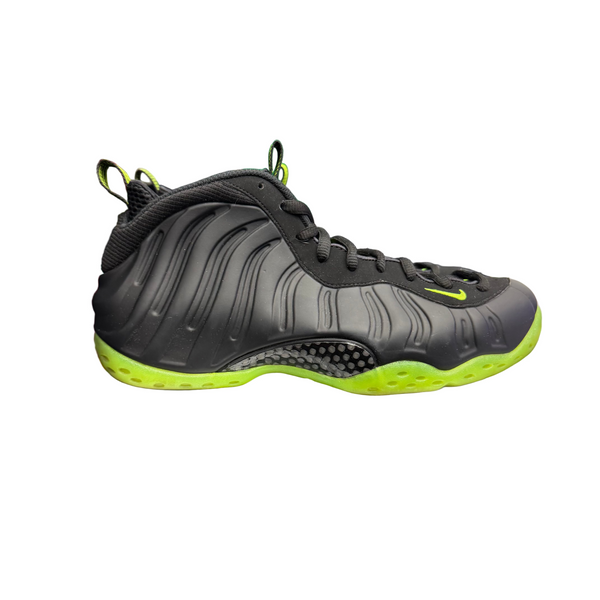 Nike Air Foamposite One Black Volt