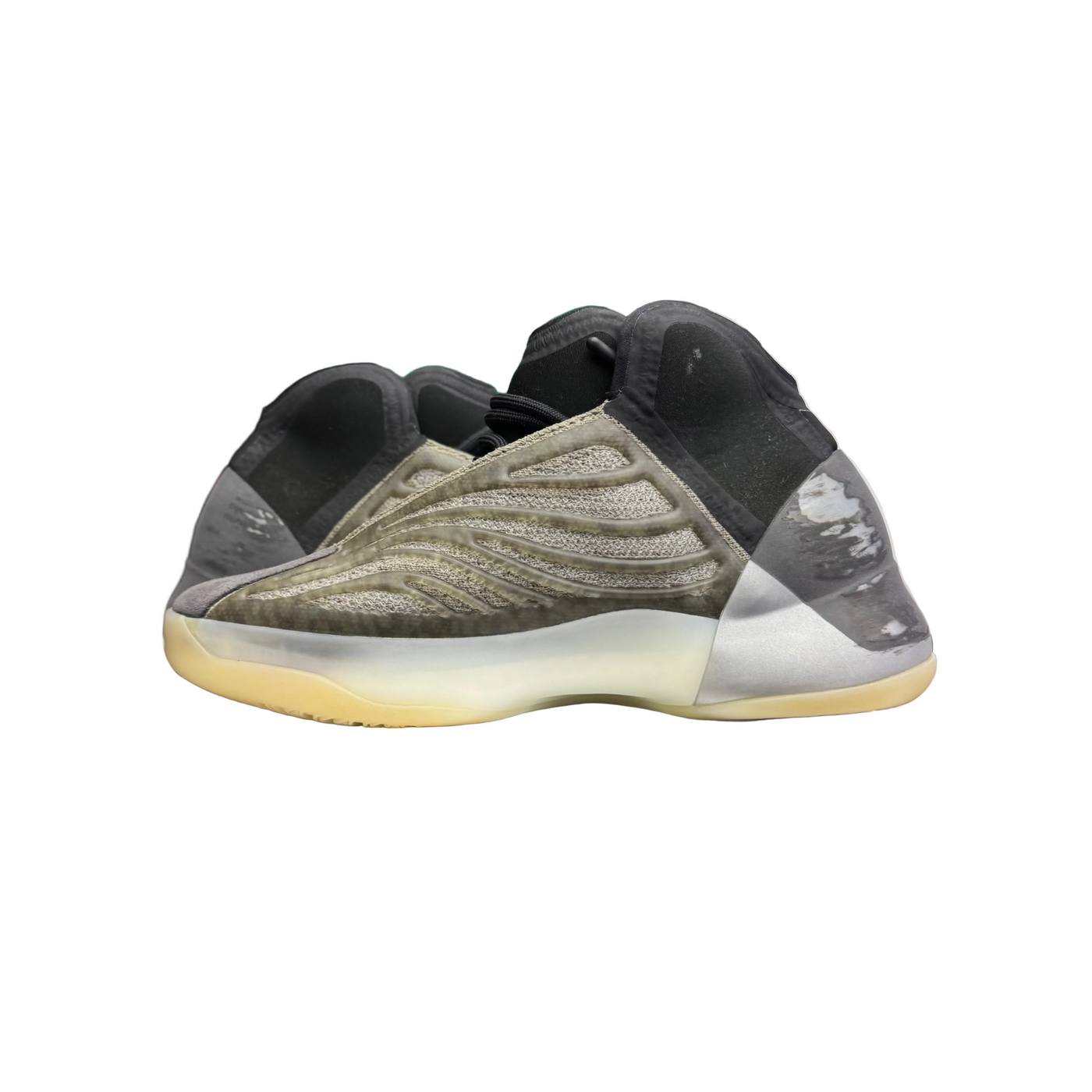 Adidas Yeezy QNTM Barium
